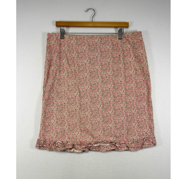 American Eagle Outfitters Dresses & Skirts - Cottagecore American Eagle Womens 14 Pink Ditsy Floral Ruffle Hem Mini Skirt